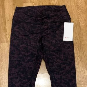 LuluLemon Wunder Under HR Tight 28”